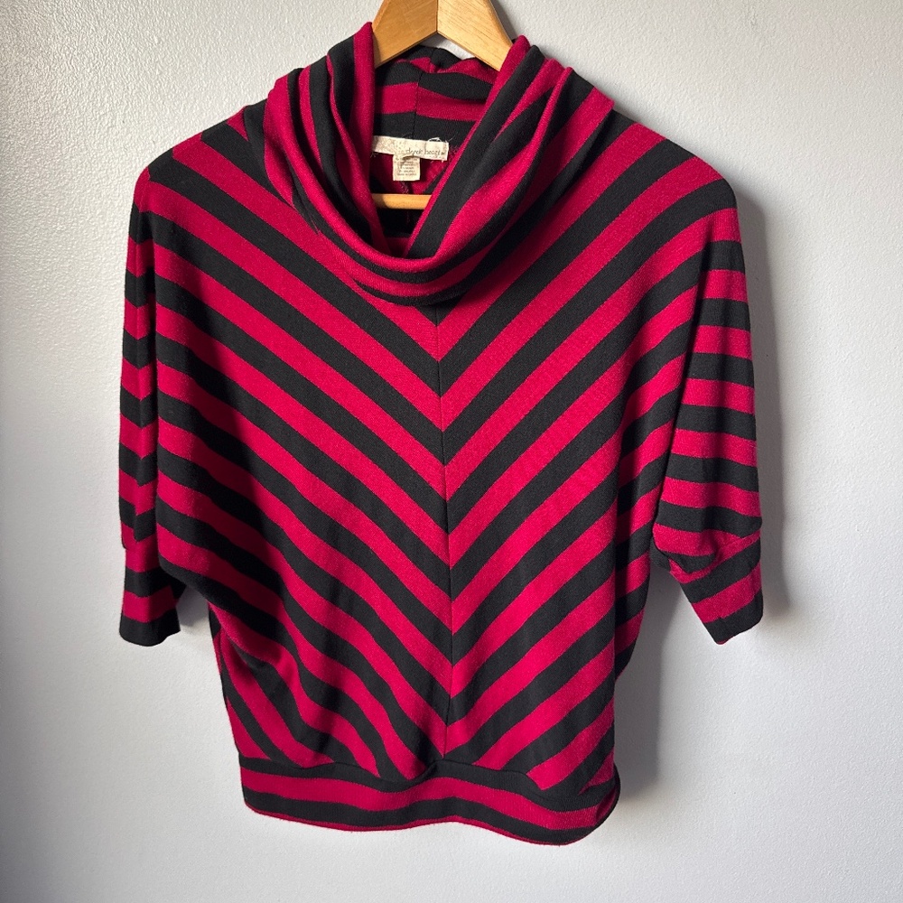 Derek heart striped cowl neck bat wing shirt